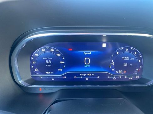 Used 2023 Chevrolet Suburban LT image 20