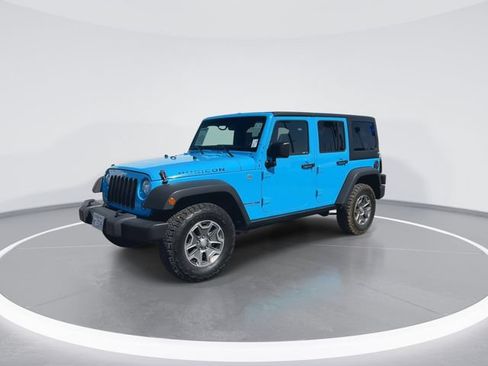 Used 2018 Jeep Wrangler Unlimited Rubicon w/ Connectivity Group AWD/4WD image 4