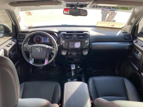 Certified 2018 Toyota 4Runner TRD Off-Road Premium image 9