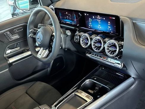 Used 2026 Mercedes-Benz GLA 35 AMG 4MATIC image 26