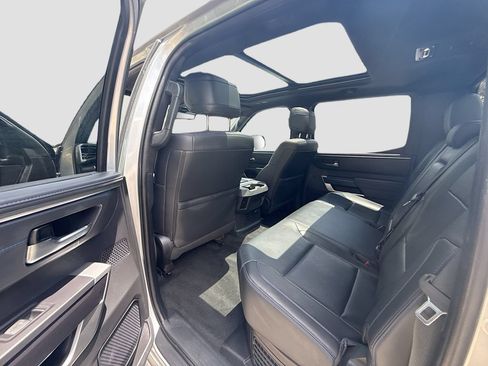 Used 2023 Toyota Tundra Platinum AWD/4WD image 27