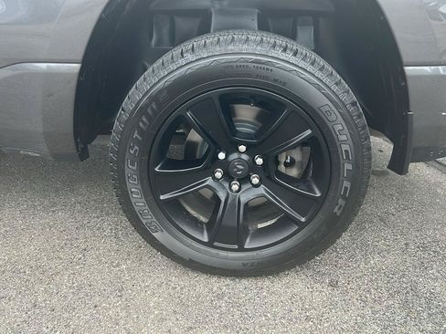Used 2020 RAM 1500 Big Horn AWD/4WD image 32