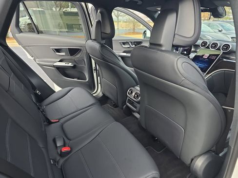 Certified 2025 Mercedes-Benz GLC 300 image 11