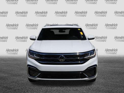 Used 2021 Volkswagen Atlas Cross Sport SE FWD image 3