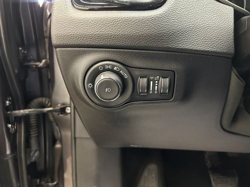 Used 2021 Jeep Compass Latitude AWD/4WD image 20