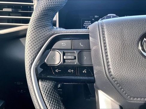 Used 2026 Toyota Sequoia Platinum image 10