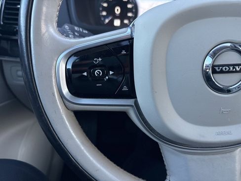 Used 2018 Volvo XC90 T6 Momentum w/ Convenience Package image 24