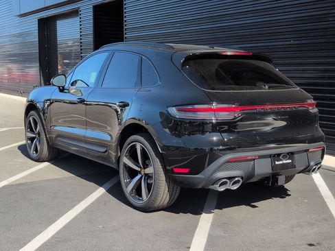 New 2026 Porsche Macan image 3
