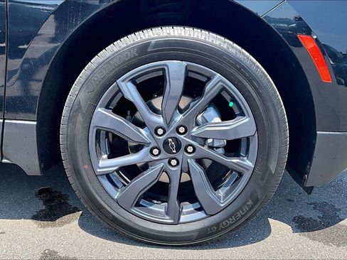 Used 2024 Chevrolet Equinox RS w/ RS Leather Package FWD image 9