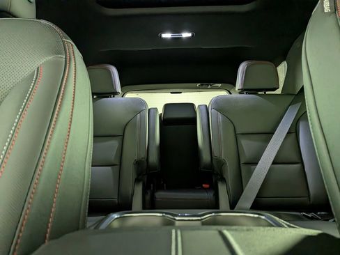 New 2026 Chevrolet Traverse Z71 w/ Enhanced Driving Package AWD/4WD image 27