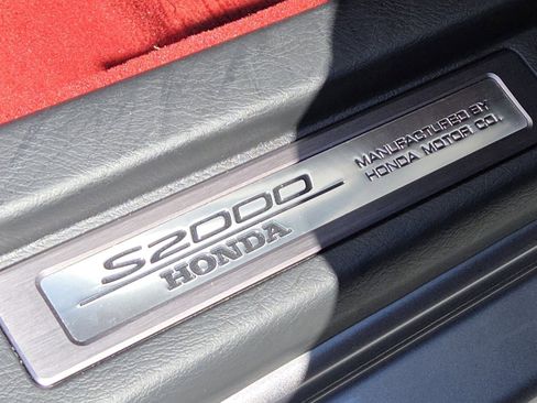 Used 2000 Honda S2000 image 19