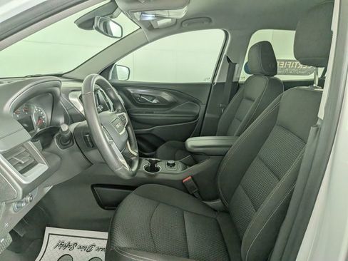 Certified 2024 GMC Terrain SLE image 17
