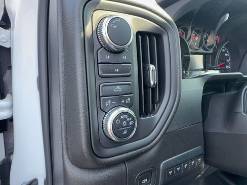 Used 2023 GMC Sierra 3500 Pro w/ Convenience Package AWD/4WD image 18