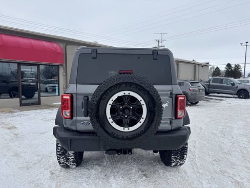 Used 2024 Ford Bronco Black Diamond w/ Sasquatch Package image 4