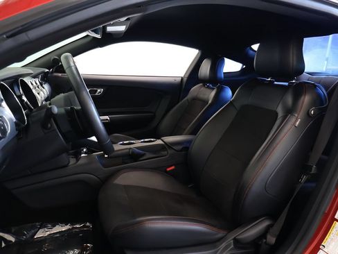 Used 2017 Ford Mustang GT Premium w/ Equipment Group 401A RWD image 18