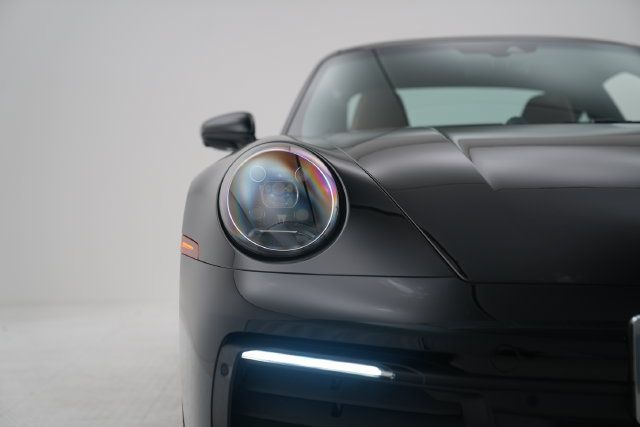 Certified 2021 Porsche 911 Carrera S RWD image 3