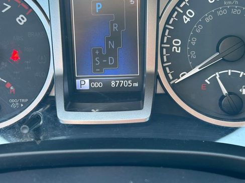 Used 2021 Toyota Tacoma SR5 image 33