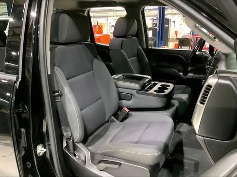 Used 2019 Chevrolet Silverado 1500 LT w/ All Star Edition image 8