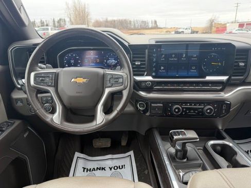 Used 2023 Chevrolet Silverado 1500 LTZ w/ LTZ Premium Package AWD/4WD image 20