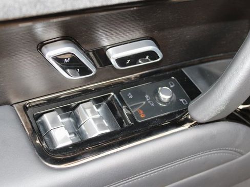 Used 2023 Land Rover Range Rover Sport SE Dynamic image 23