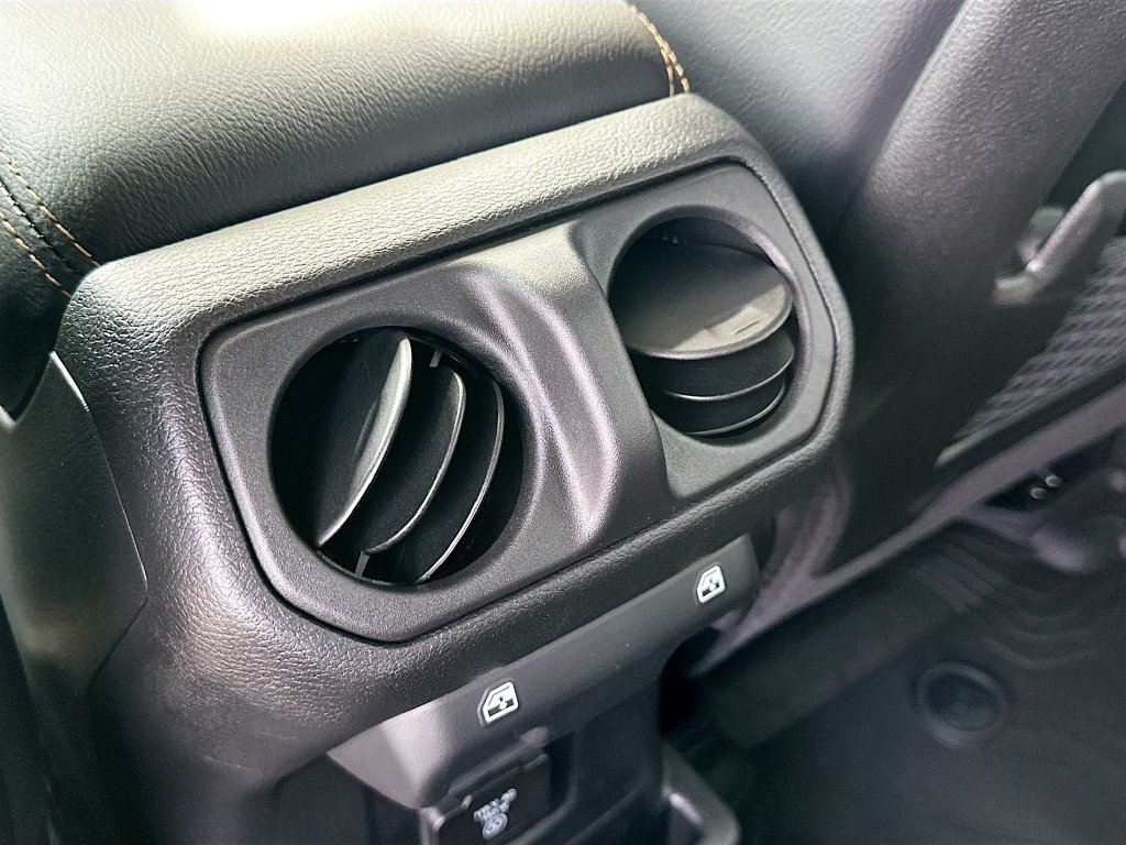 New 2026 Jeep Wrangler Unlimited Sahara AWD/4WD image 31