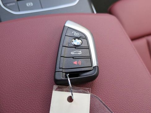 New 2026 BMW 330i Sedan w/ Premium Package RWD image 29