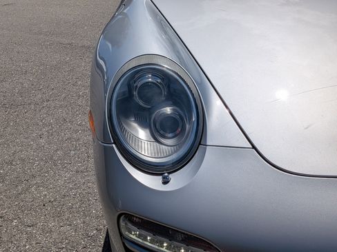 Used 2010 Porsche 911 Carrera S image 10