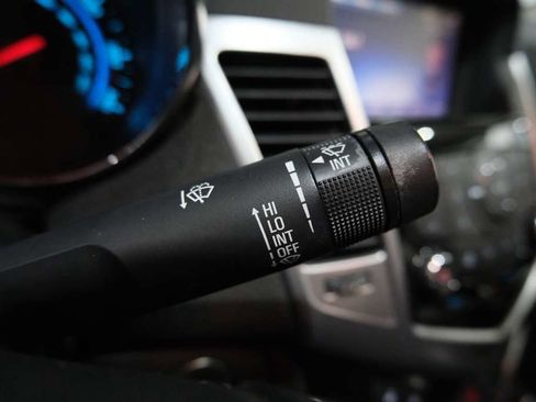 Used 2013 Chevrolet Cruze LTZ image 35