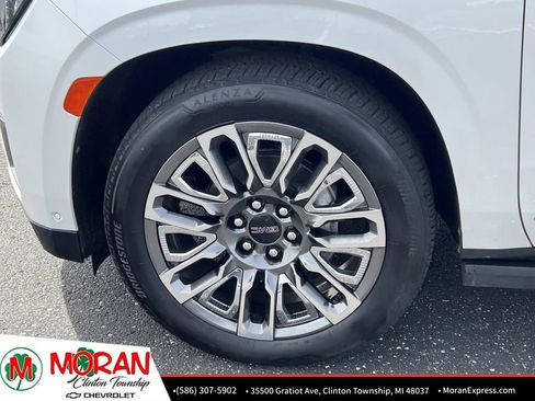 Certified 2024 GMC Yukon Denali Ultimate AWD/4WD image 10