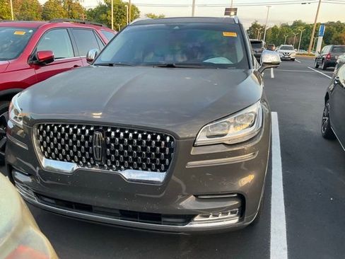 Used 2020 Lincoln Aviator Black Label w/ Class IV Trailer Tow Package AWD/4WD image 13
