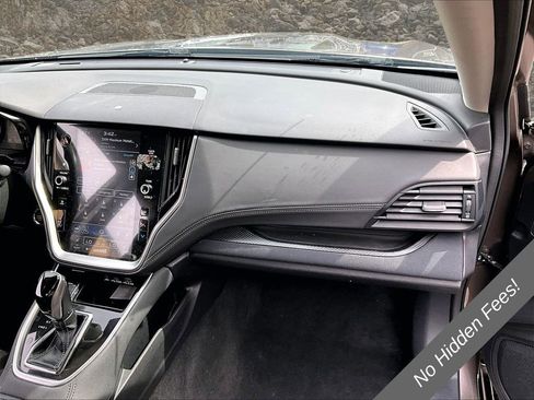 Used 2023 Subaru Outback Premium AWD/4WD image 13