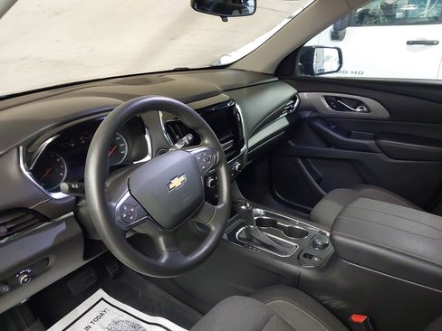Used 2020 Chevrolet Traverse LS w/ LPO, Floor Liner Package FWD image 2
