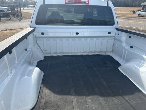 Used 2021 Chevrolet Colorado W/T image 10