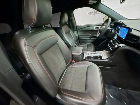 Used 2023 Ford Explorer ST-Line w/ Class IV Trailer Tow Package image 29