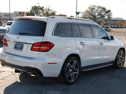 Used 2017 Mercedes-Benz GLS 550 4MATIC image 16