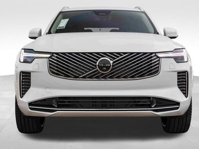 New 2026 Volvo XC90 B6 Ultra w/ Lounge Package