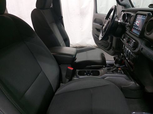 Used 2022 Jeep Wrangler Unlimited Sport AWD/4WD image 10