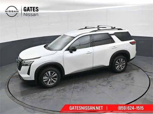 New 2026 Nissan Pathfinder SL image 45