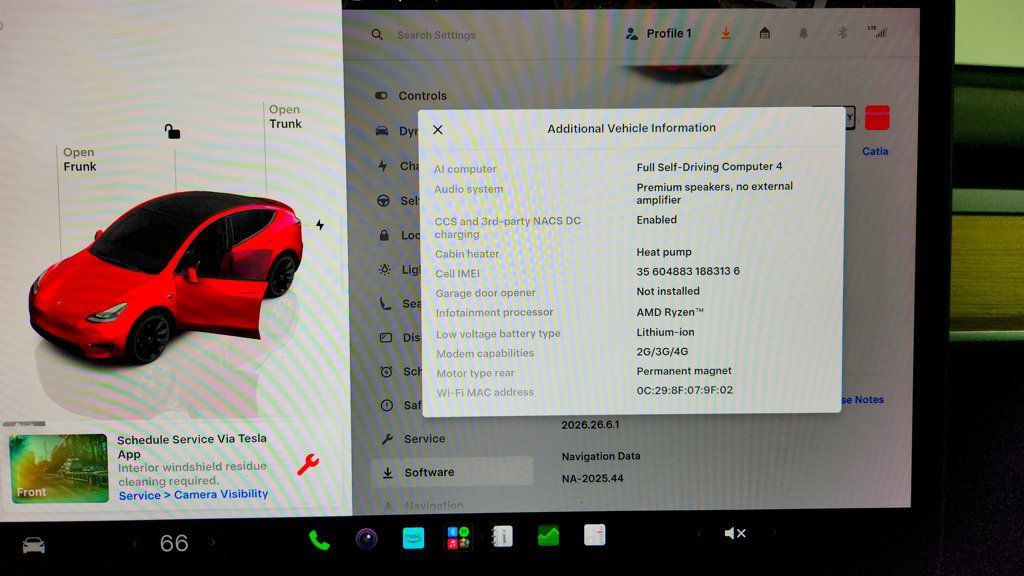 Used 2024 Tesla Model Y 2WD image 15