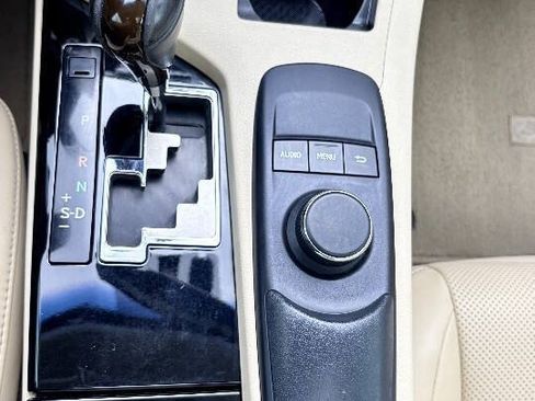 Used 2015 Lexus ES 350 w/ Premium Package FWD image 14