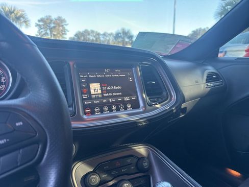 Used 2023 Dodge Challenger R/T w/ Plus Package image 16