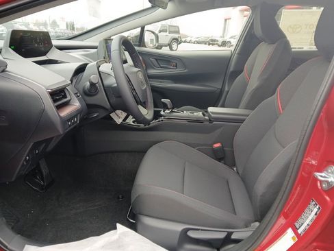 New 2026 Toyota Prius Plug-In Hybrid FWD image 6