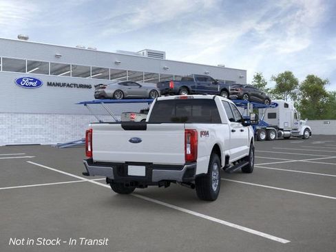 New 2026 Ford F250 XLT w/ FX4 Off-Road Package image 8