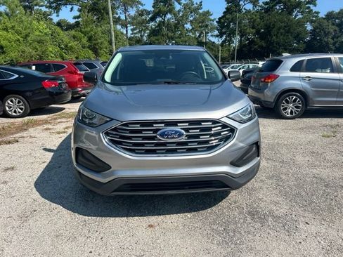 Used 2021 Ford Edge SE FWD image 2