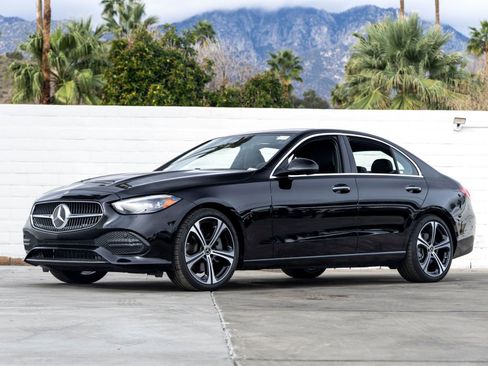 Used 2025 Mercedes-Benz C 300 Sedan image 1