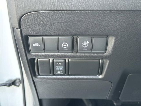 Used 2023 Nissan Armada SL image 21