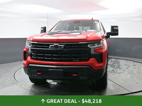 Used 2024 Chevrolet Silverado 1500 LT Trail Boss w/ Convenience Package II image 8