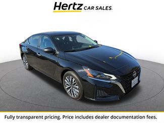 Used 2025 Nissan Altima 2.5 SV FWD video 1