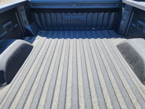 Used 2026 GMC Sierra 1500 SLE AWD/4WD image 7