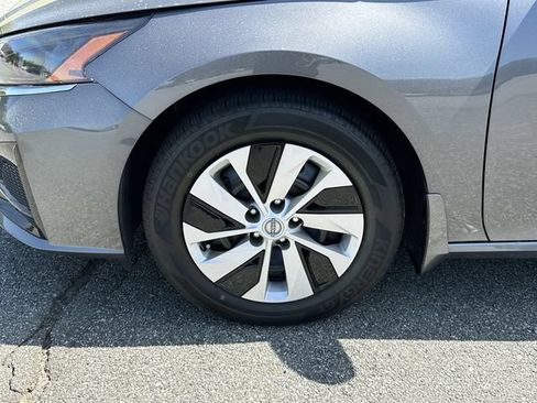 Certified 2025 Nissan Altima 2.5 S FWD image 13